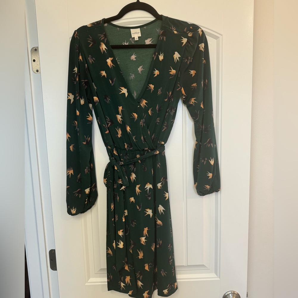 Tie waist dress. Like new